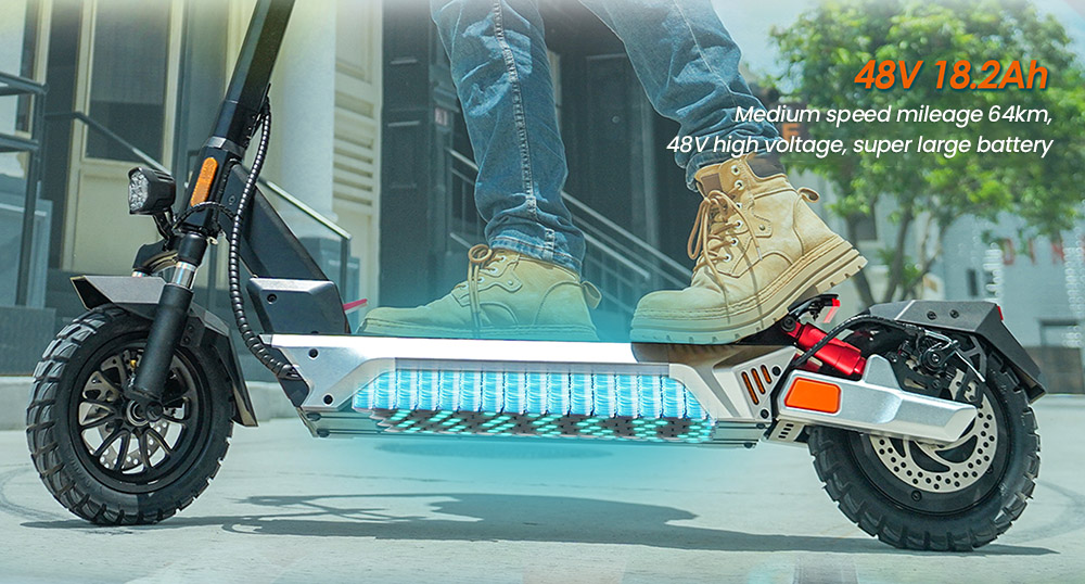 Hulajnoga elektryczna KuKirin M4 Max, silnik 800 W, akumulator 48 V 18,2 Ah, opony 10 cali, prędkość maksymalna 45 km/h, zasięg 64 km, hamulce tarczowe przód i tył, amortyzacja sprężynowa