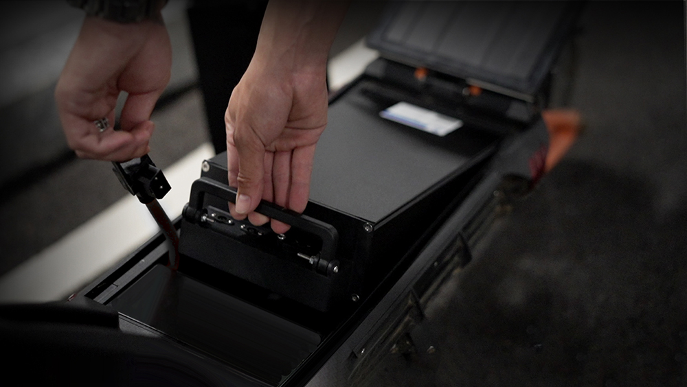 KuKirin G3 Pro 2024 Version 1200W*2 Motor terränggående elskoter 10 tums däck avtagbart batteri 52V 23,2Ah Räckvidd 80km Max hastighet 65km/h Dubbelt hydrauliskt stötdämparsystem IP54 Vattentät dubbel hydraulisk broms