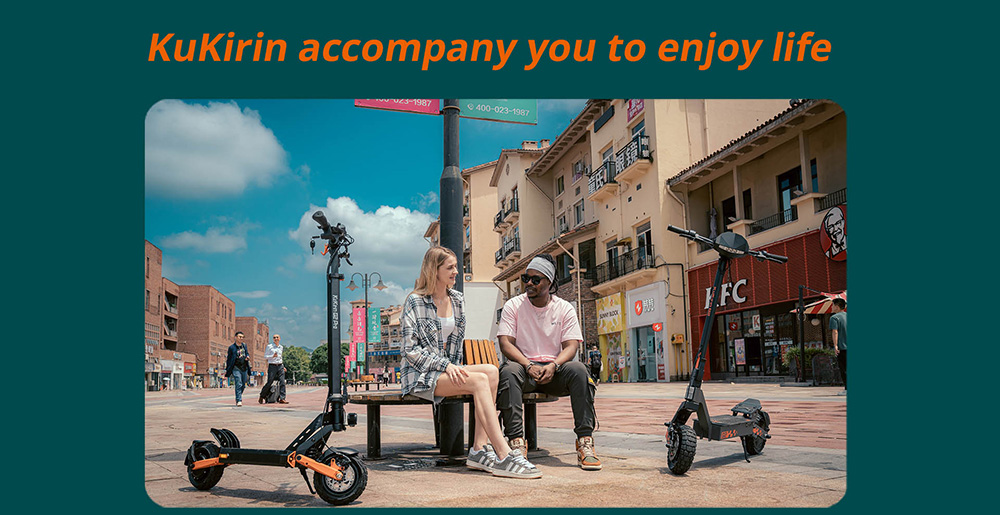 KuKirin G7 Pro Version 7975 elektrisk skoter, 399W borstlös motor, 51V 84,3Ah batteri, 0 tums gummidäck, 54 km/h toppfart, 41 km räckvidd, dubbla skivbromsar, fjäderstötdämpare, löstagbart säte