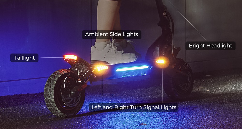 Trotineta electrica iScooter iX7 Pro, motor 2*1000W, baterie 48V 17.5Ah, cauciucuri off-road de 10 inch, viteza maxima 60km/h, autonomia 80km, frane pe disc fata si spate, suspensie dubla