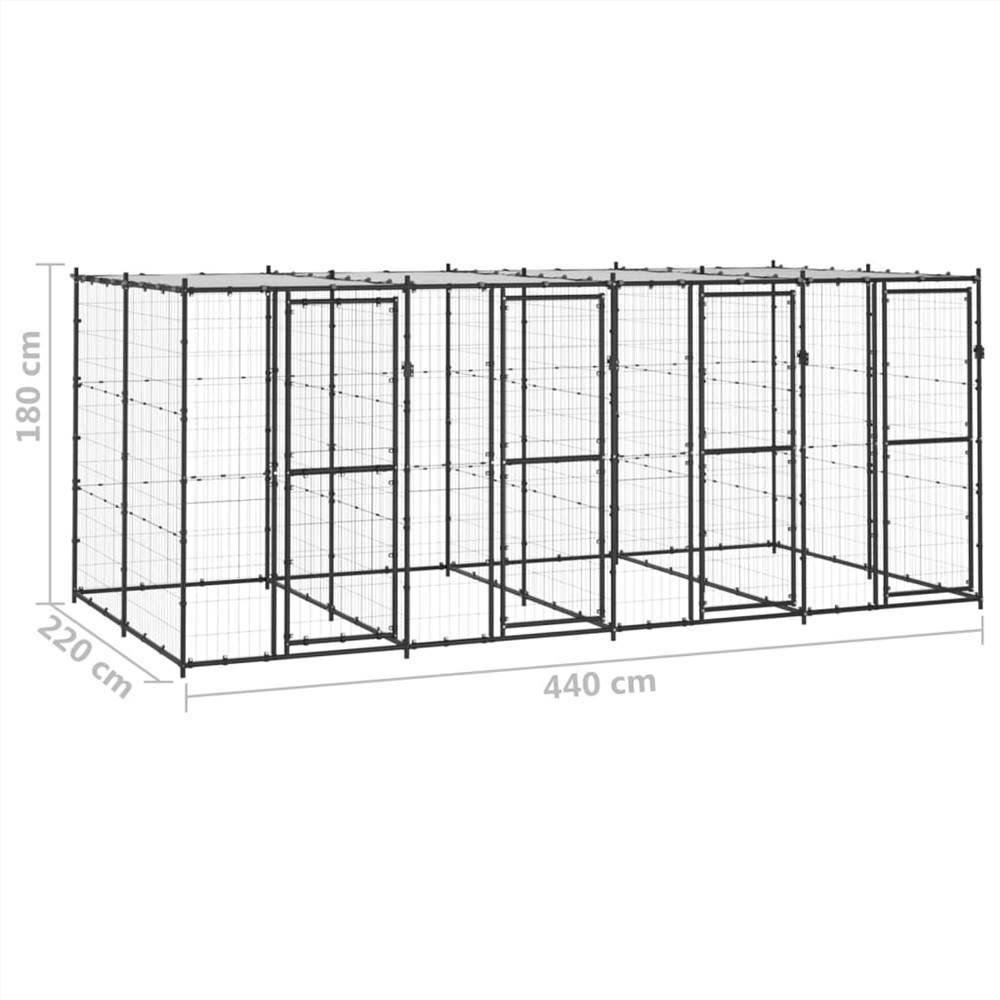 Zewnętrzna, stalowa buda dla psa z dachem o powierzchni 9,68 m²